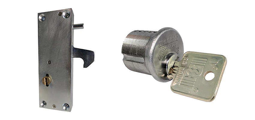 RR Fence Gates Brink Locks Repair in Palm Springs, California