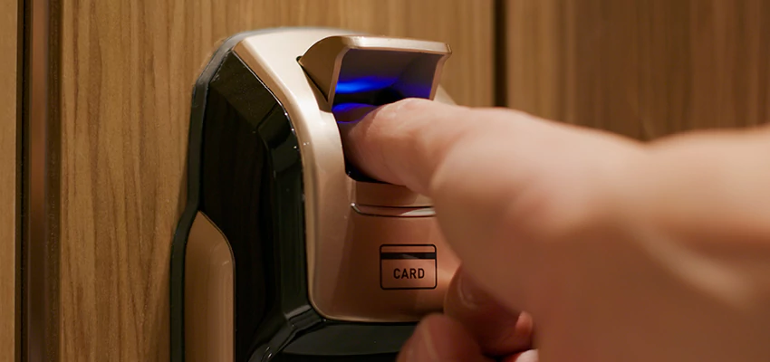 Locksmith Company For Window Lock Installation in Palm Springs, California