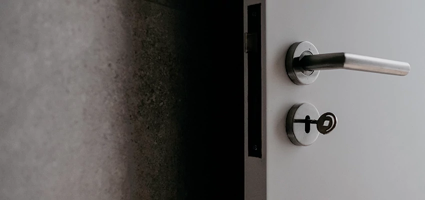 Front Door Handle Repair And Installation in Palm Springs, CA