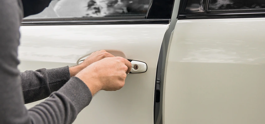 Unlock Car Door Service in Palm Springs, CA