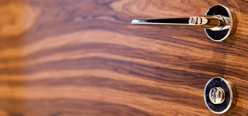 On Demand Locksmith For Key Fobs Repair in Palm Springs, California