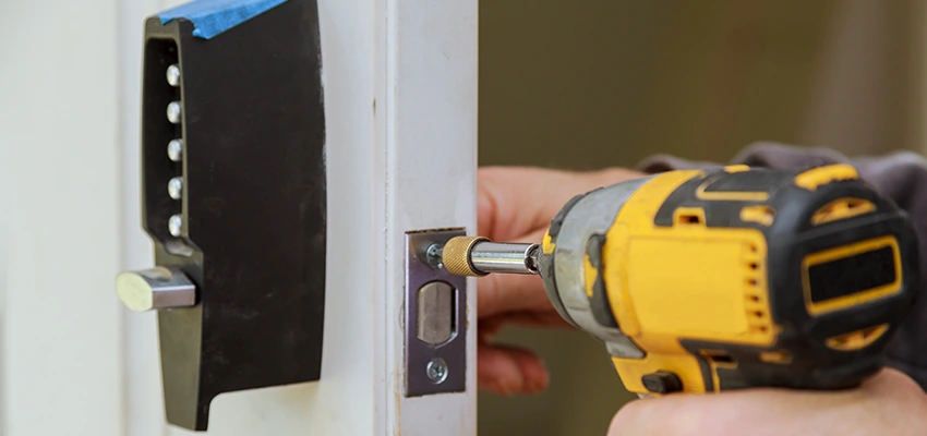 Eviction Locksmith For Key Duplication in Palm Springs, California